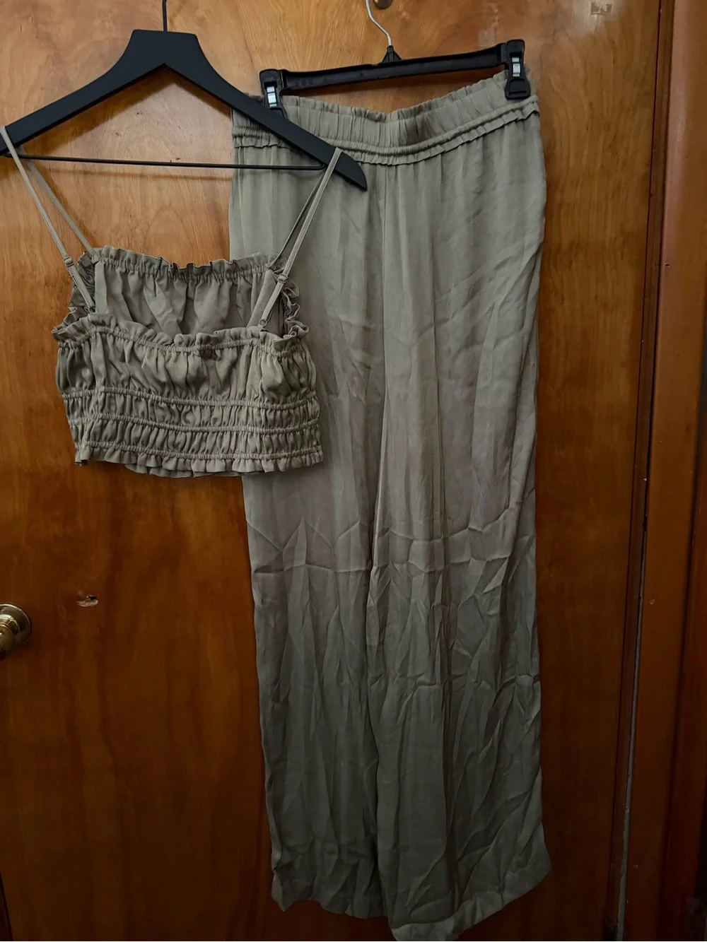 House of Harlow 1960 Green Satin Ruched Set